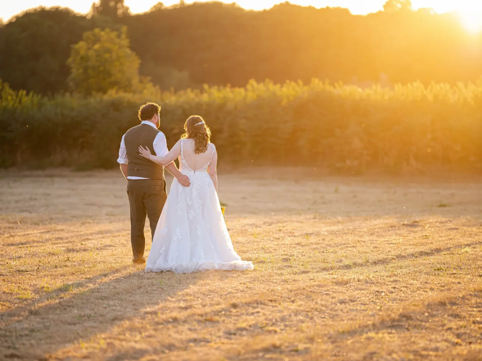 Natural wedding moment captured by Surrey wedding photographer Sian Jane Photography